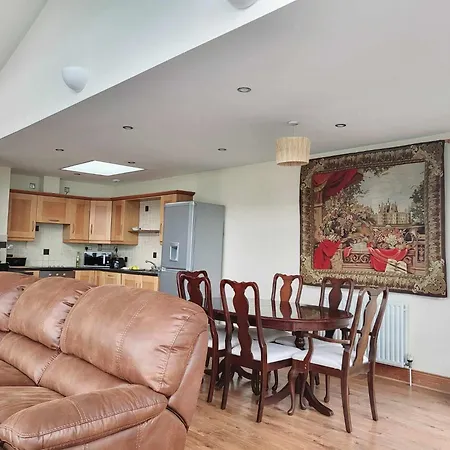 Apartment Panoramic Two-bedroom Penthouse Cork