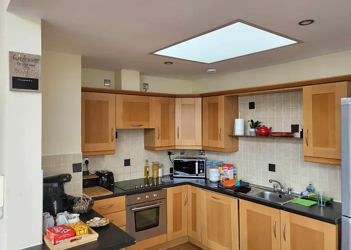 Panoramic Two-bedroom Penthouse Appartement