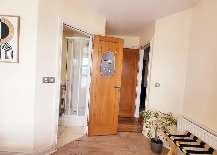 Panoramic Two-bedroom Penthouse Appartement Cork