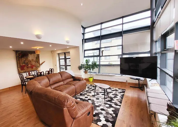 Apartment Panoramic Two-bedroom Penthouse *